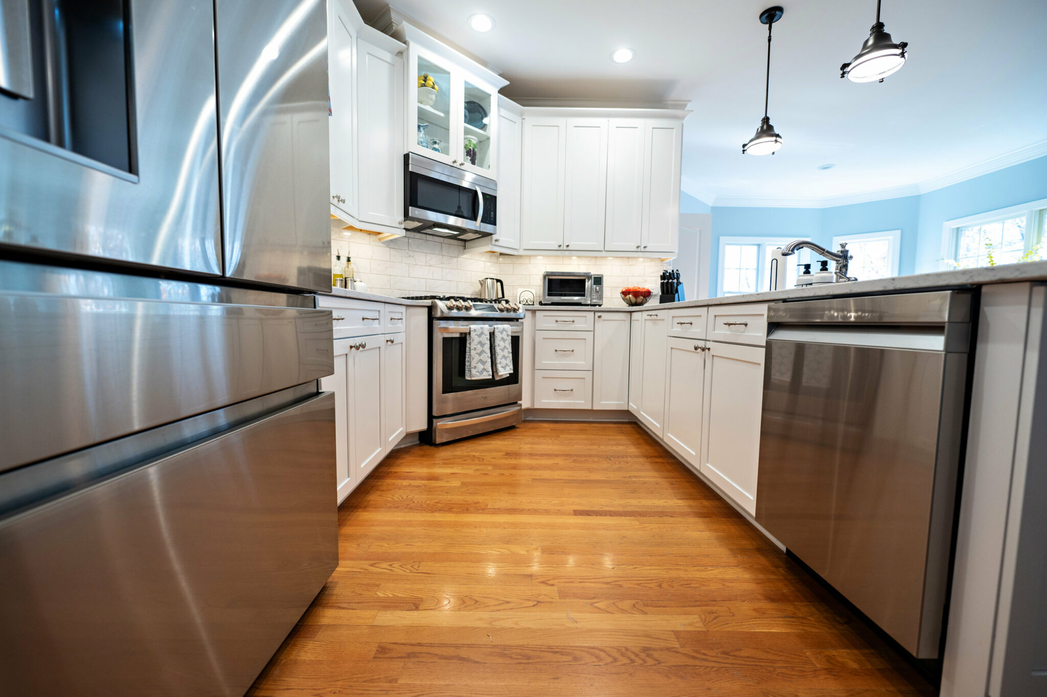Does Kitchen Flooring Go Under Kitchen Express