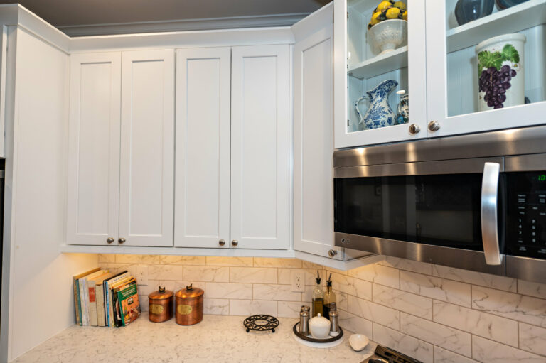 Do Kitchen Cabinets Need to be Symmetrical? - Kitchen Express